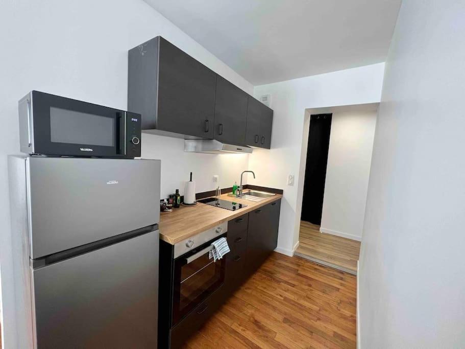 Appartement Climatise / Centre-Ville / 4 Personnes Besanzón Exterior foto