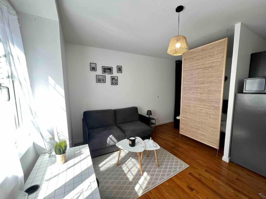 Appartement Climatise / Centre-Ville / 4 Personnes Besanzón Exterior foto